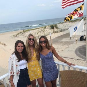 Meet your Posher, Megan